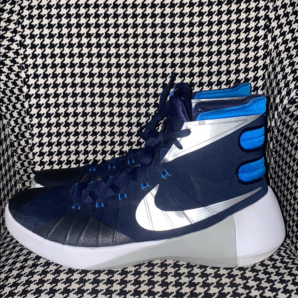 Nike Hyper Dunk